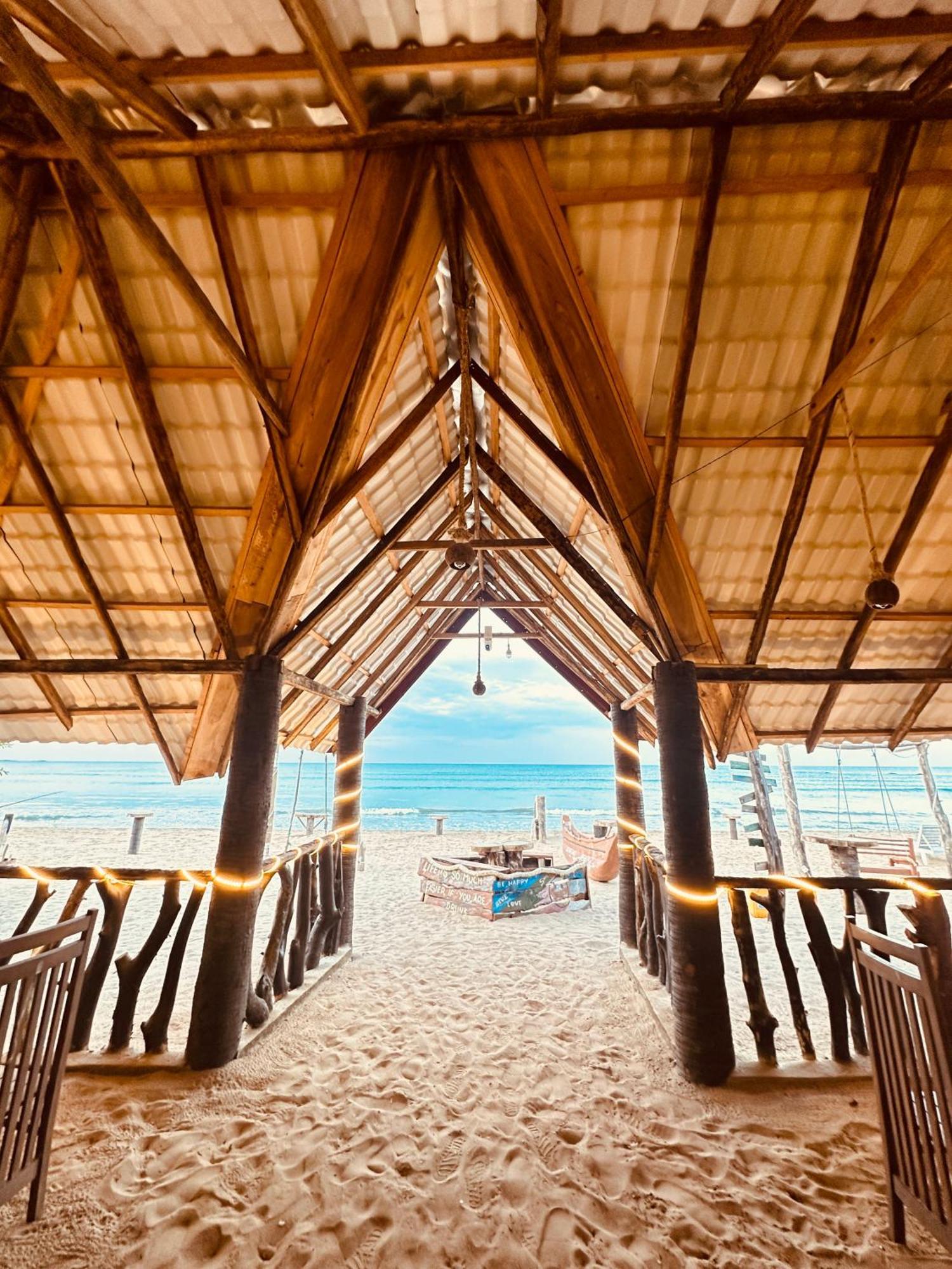 Surfing Beach Nilaveli Trincomalee Exterior foto